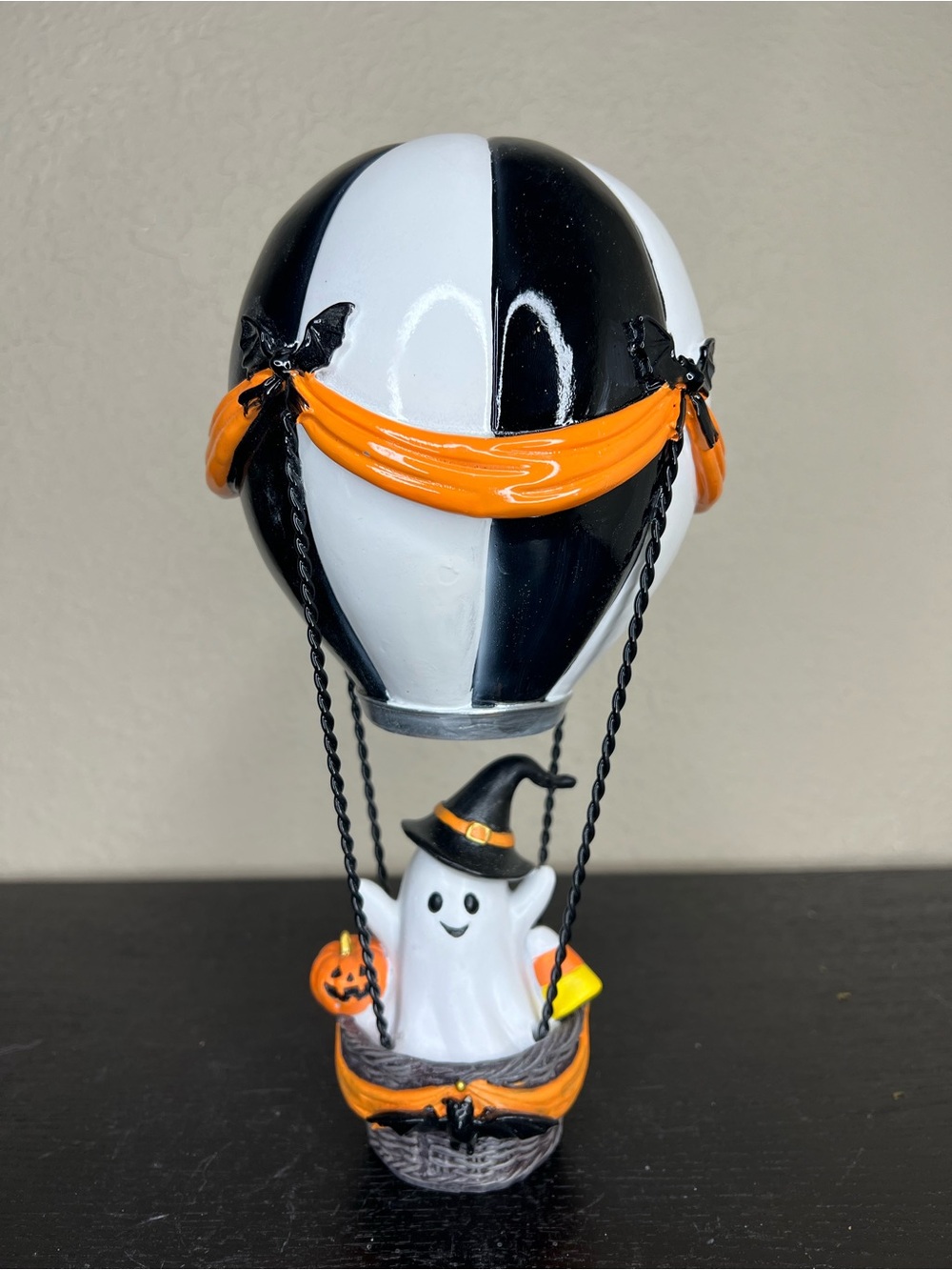 NEW 11" Halloween Hot Air Balloon with Ghost Decor